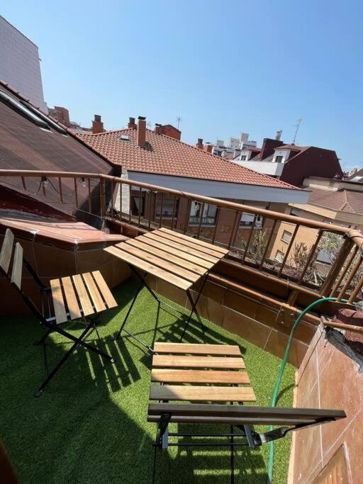Apartamento El Fontan, Parking Gratuito Gijon Exterior photo